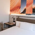 Ibis Styles Hotell 3*