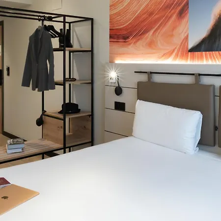 Ibis Styles 3* Сантандер