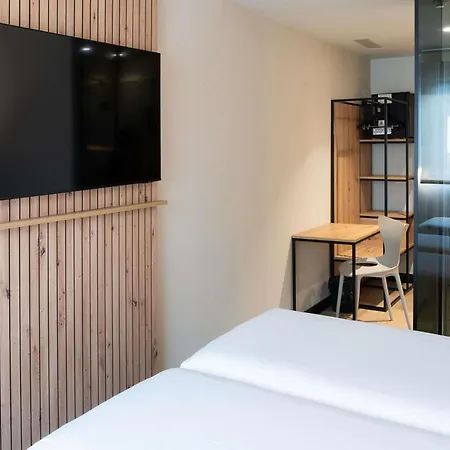 Hotel Ibis Styles 3*